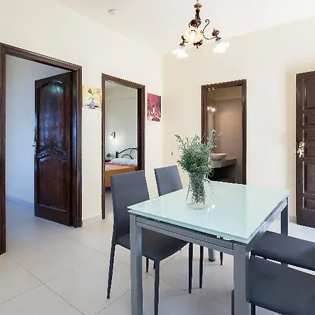 Dimitrios Lejlighedshotel 4*